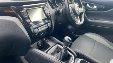 Nissan Qashqai 1.3 DiG-T Acenta Premium 5dr Petrol Hatchback